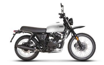 Rent  Brixton 125 cc (must have license category A1 , A2 or A) 